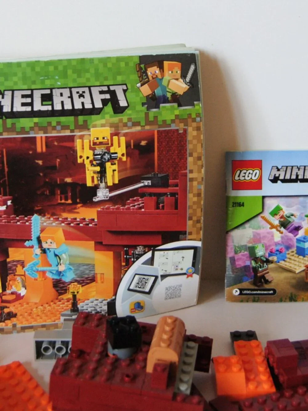 Lego Minecraft Sets 21154 & 21164 w/instructions no box